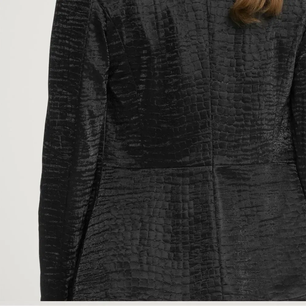 Wolford Black Croco fitted 3 button Blazer In size 6
